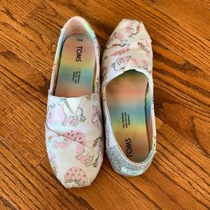 Unicorn Toms